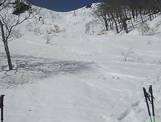 カーラ谷スキーツアー